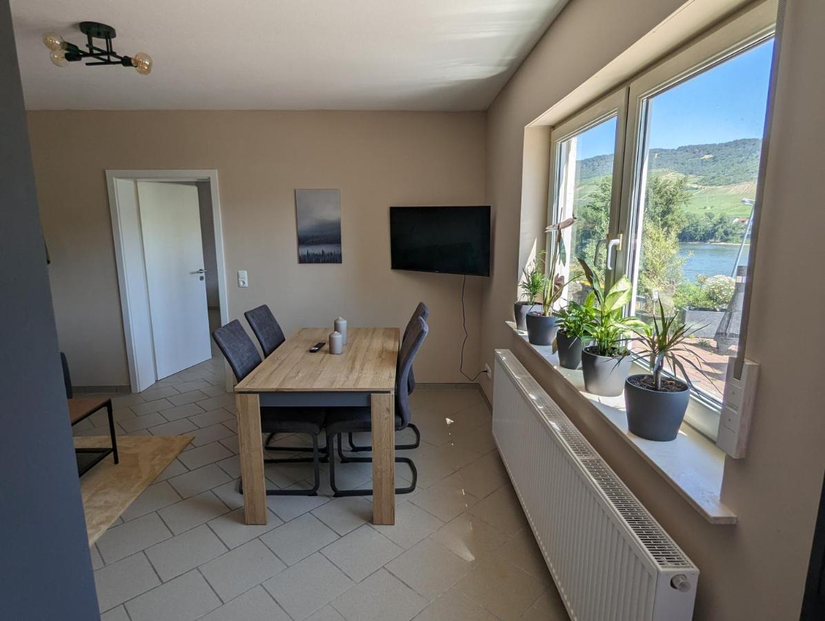 Ferienwohnung Rheinperle Niederheimbach المظهر الخارجي الصورة